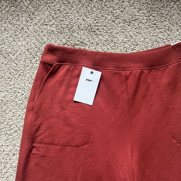 Nike Yoga Luxe Cropped Fleece Pants Rust Red Women’s Size Large - Picture 2 of 7